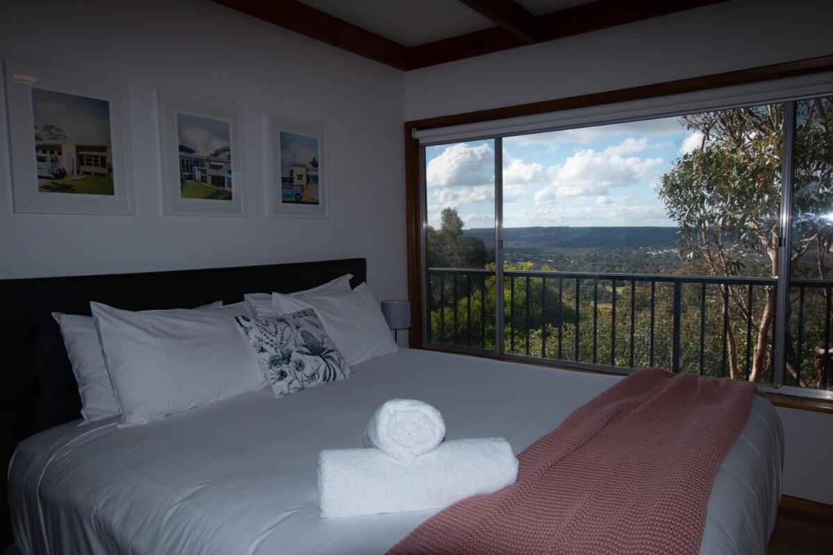 Blissful Valley Lookout - The Home Among The Trees Anglesea Exterior photo