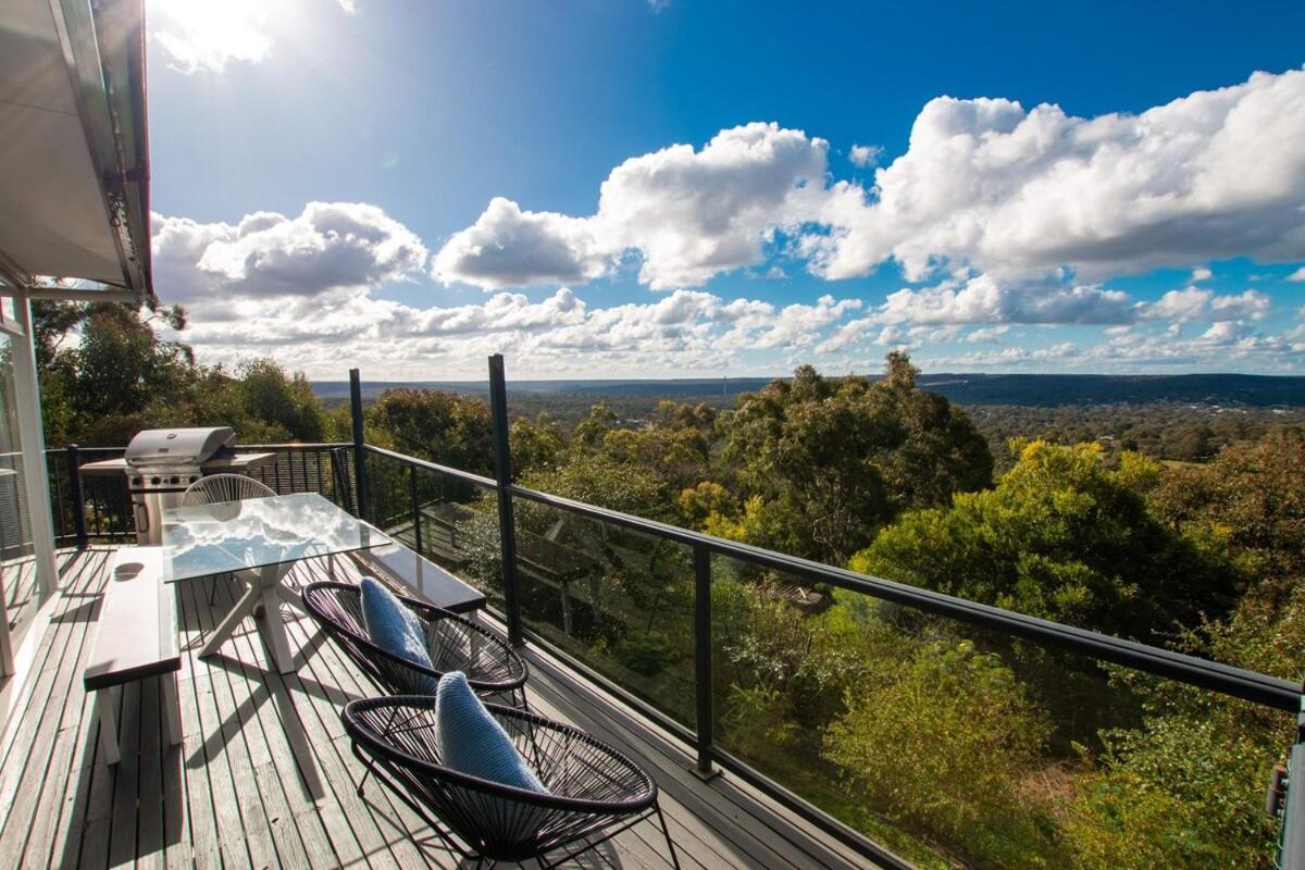 Blissful Valley Lookout - The Home Among The Trees Anglesea Exterior photo