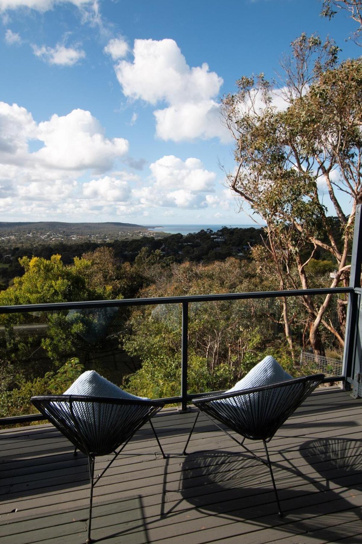 Blissful Valley Lookout - The Home Among The Trees Anglesea Exterior photo